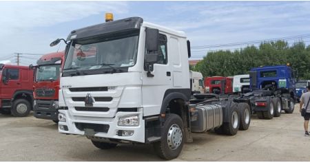 Howo 430 6x4 Tractor Truck for Sale in Mauritania