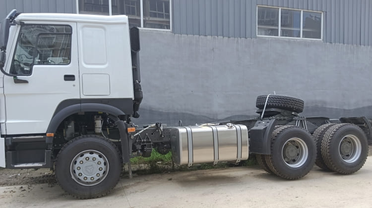 howo 6x4 tractor truck