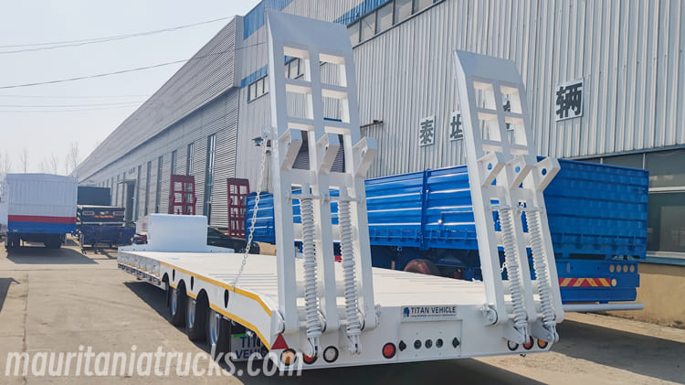 3 Axle 40 Feet Low Bed Trailer for Sale in Mauritania nouakchott 