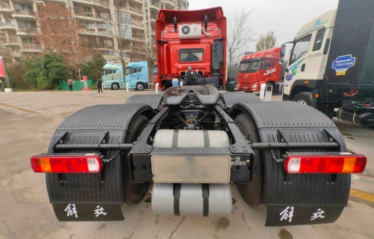 Faw trucks head price Jh6 for Sale in Mauritania