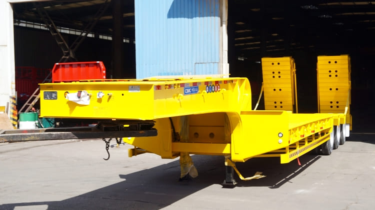 Cimc Trailer | 3 Axle 80 Ton Lowbed Trailer for Sale in Mauritania