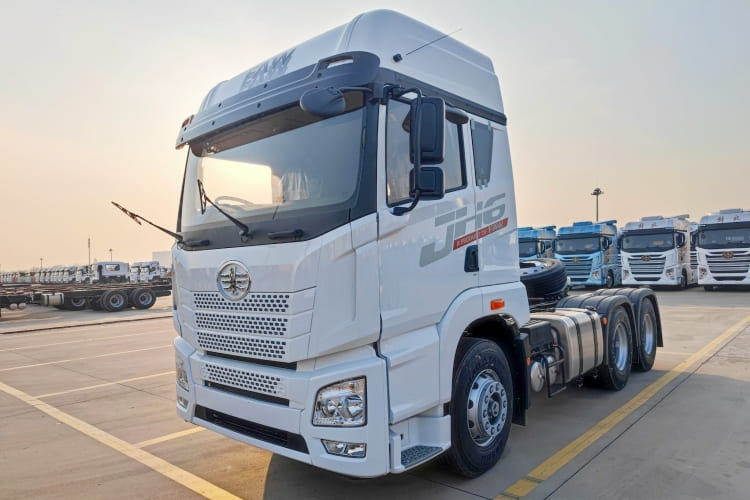 Faw Jiefang JH6 Truck Head for Sale in Mauritania