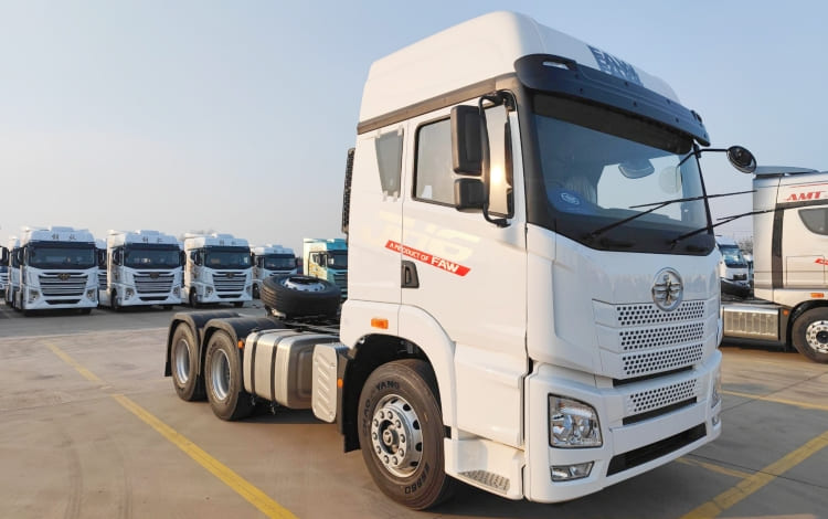 Faw Jiefang JH6 Truck Head for Sale in Mauritania