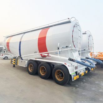 3 Axle Dry Bulker Cement Tanker Trailer