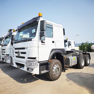 Sinotruk Howo 6x4 Tractor Truck